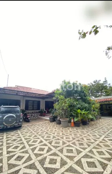 image RUMAH ASRI 1 LANTAI STRATEGIS PETUKANGAN JAKARTA SELATAN  (1)