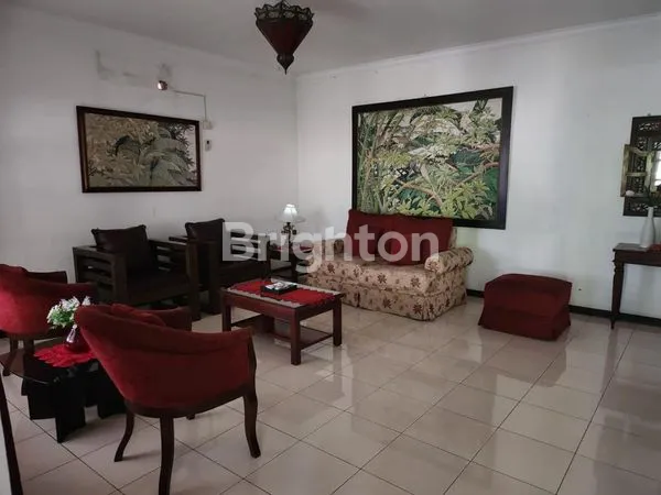 image RUMAH ASRI 1 LANTAI STRATEGIS PETUKANGAN JAKARTA SELATAN  (3)