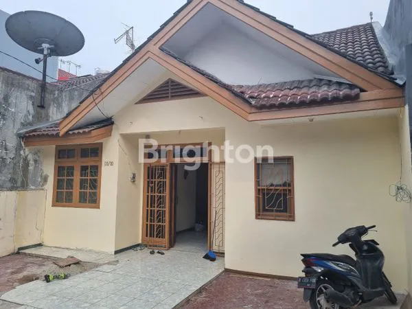 image RUMAH 1½ LANTAI, LT 145 M², SIAP HUNI & STRATEGIS (2)