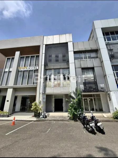 RUKO STRATEGIS 3,5 LANTAI DI JALUR SUTERA, ALAM SUTERA