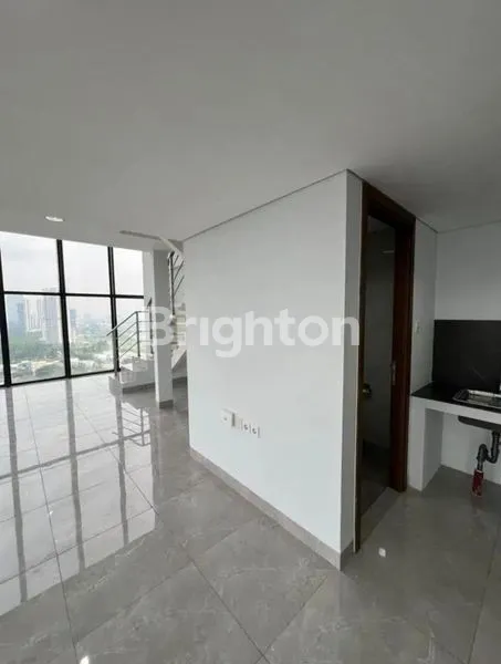 image HUNIAN & KANTOR DI THE SMITH ALAM SUTERA, LT 151M² (4)