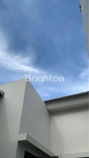 image RUMAH SIAP HUNI 2 LANTAI SELANGKAH KE MERR DI CLUSTER ECO MEDAYU SURABAYA (2)