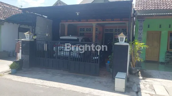 image RUMAH SIAP HUNI DI KEDIRI, DEKAT SIMPANG LIMA GUMUL (8)