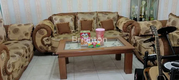 image RUMAH SIAP HUNI DI KEDIRI, DEKAT SIMPANG LIMA GUMUL (3)