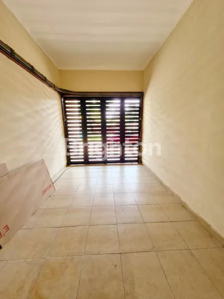 image RUMAH LUAS ASRI DI BINTARO TANGERANG SELATAN (4)