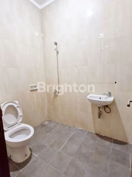 image RUMAH LUAS ASRI DI BINTARO TANGERANG SELATAN (6)