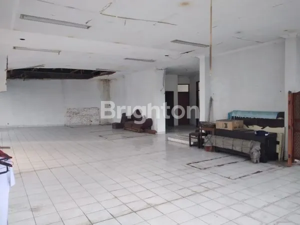 image BENGKEL AKTIF 3 LANTAI DENGAN LOKASI SANGAT STRATEGIS DI PINGGIR JALAN RAYA SOEKARNO HATTA BANDUNG. SANGAT COCOK SEBAGAI INVESTASI BISNIS (3)