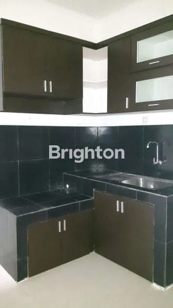 image RUMAH BAGUS 31/2LT SEPERTI BARU DEKAT BINUS CENTER TANJUNG DUREN  (5)