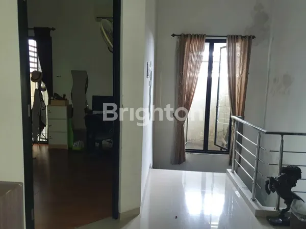 image RUMAH MINIMALIS MODERN DAERAH RUNGKUT MENANGGAL HARAPAN (5)