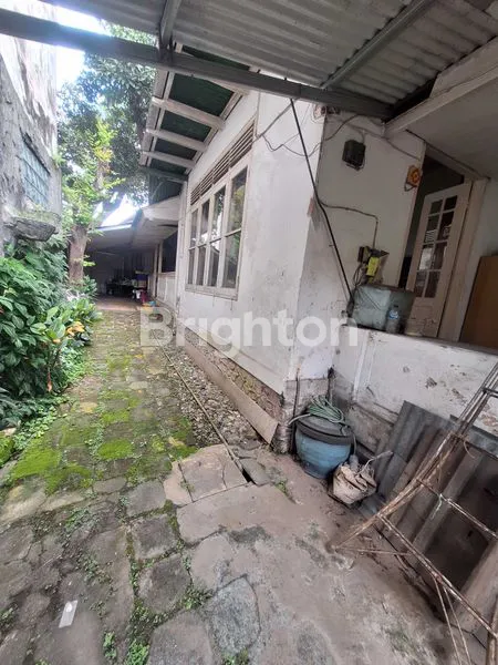 image RUMAH HERITAGE DAERAH BROMO POROS JALAN  (8)