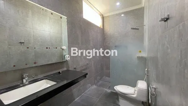 image RUMAH 2 LANTAI SIAP HUNI PAKUWON INDAH, SURABAYA BARAT DEKAT PAKUWON MALL - RAYA MAYJEND JONOSEWOJO - CITRALAND - GRAHA FAMILI - DARMO PERMAI. (7)