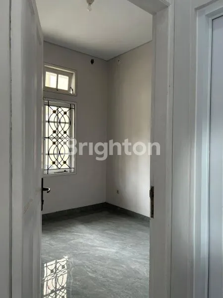 image DIJUAL CEPAT RUMAH KOTA WISATA CIBUBUR RAPIH SIAP HUNI (5)