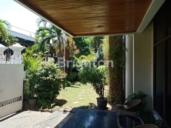 image RUMAH SULTAN DI JANTUNG SURABAYA TIMUR – KERTAJAYA INDAH (3)