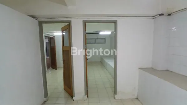 image RUANG USAHA BASEMENT MURAH RUKO CIGANJUR (6)