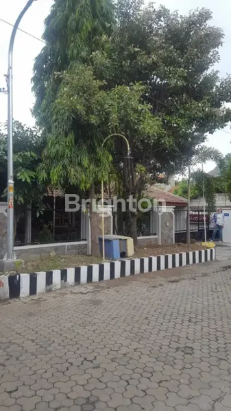 image RUMAH RUNGKUT BUTUH RENOV, LOKASI STRATEGIS DEKAT UPN DAN RAYA MERR  (2)
