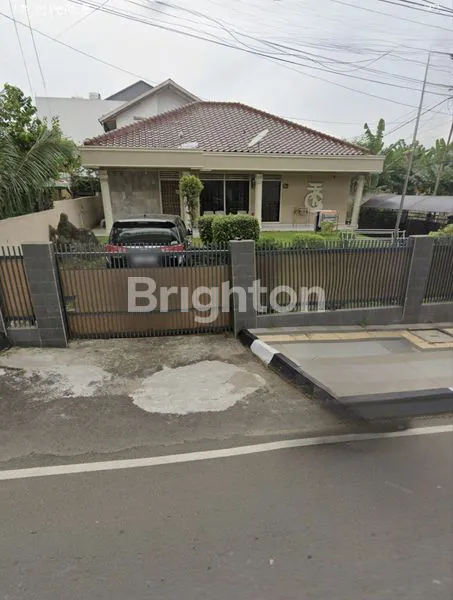 image RUMAH MEWAH SIAP HUNI TEPI JALAN RAYA DEKAT PS MALL (1)