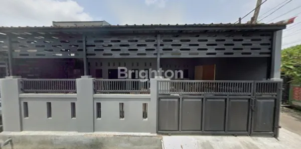 image RUMAH BESAR 5 KAMAR TIDUR SIAP HUNI LOKASI STRATEGIS DI PARUNG PANJANG (2)