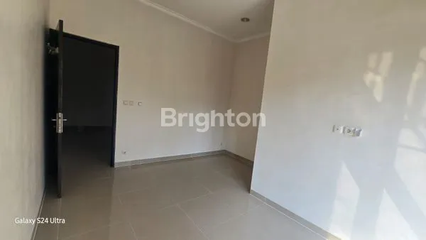 image  RUMAH 2 LANTAI STRATEGIS DI TAMAN PUSPITA CITRA RAYA – SIAP HUNI (4)