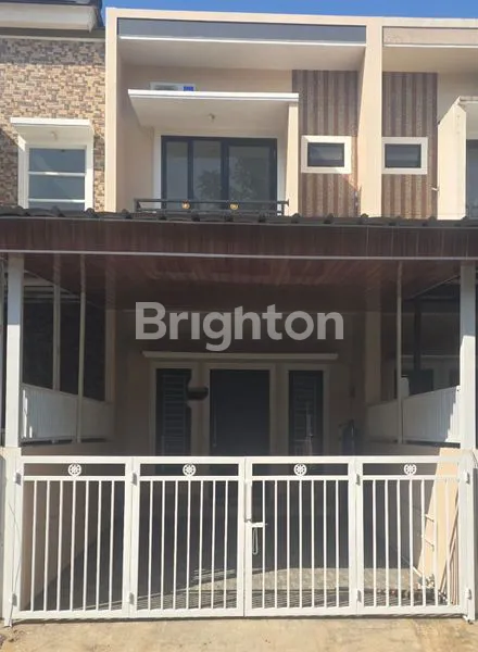 image  RUMAH 2 LANTAI STRATEGIS DI TAMAN PUSPITA CITRA RAYA – SIAP HUNI (1)