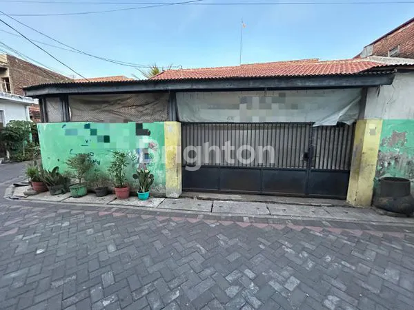 image RUMAH 1 LANTAI LOKASI STRATEGIS DI TENGAH KOTA SURABAYA (1)