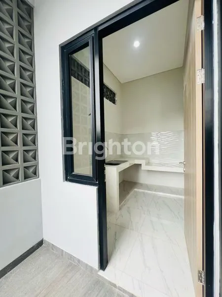 image RUMAH HOOK MINIMALIS MODERN DI PAKAL MADYA ASRI (5)