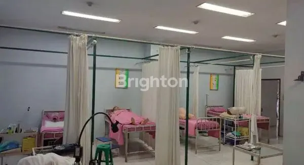 image RUMAH 3 LT SIAP PAKAI DI IMAM BONJOL KARAWACI TANGERANG (4)