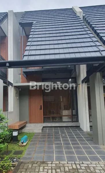 image RUMAH 2 LT FURNISH CANTIK DI FLEEKHAUZ R BSD TANGERANG (1)
