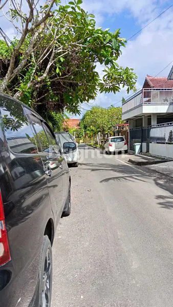 image RUMAH DISEWAKAN DI MUMBUL NUSA DUA (8)