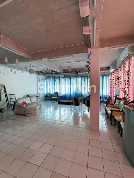 image RUKO GREEN GARDEN 200M2 TINGKAT 3 SIAP PAKAI SEMI FURNISH JALAN PANJANG ARTERI KEBON JERUK  (2)