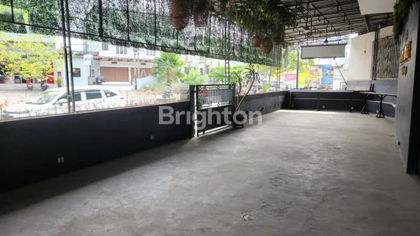 image RUKO MEWAH EX CAFE PALING RAMAI,LOKASI STRATEGIS DI TENGAH KOTA SAMARINDA (8)