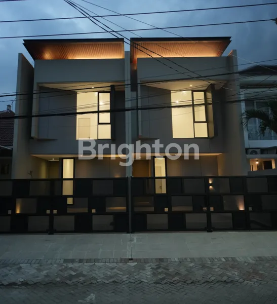 image RUMAH SIAP HUNI DI RUNGKUT, LOKASI PREMIUM (2)