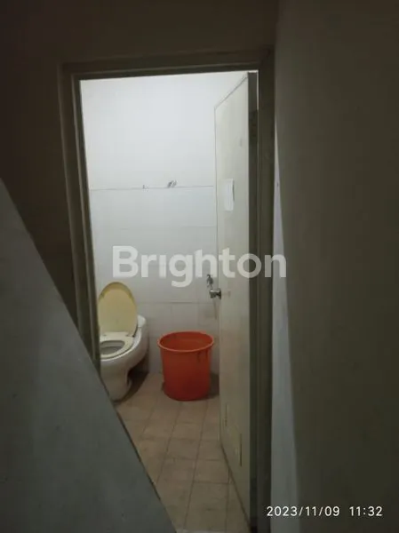 image JUAL CEPAT RUKO 4 LANTAI BARU DIRENOVASI DALAM KOMPLEK RUKO GREEN VILLE (5)