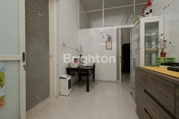 image RUMAH NIRWANA EKSEKUTIF DEKAT RAYA MERR , STIKOM , GRIYA GALAXY  (4)