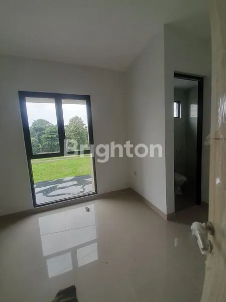 image RUMAH MEWAH BARU 2 LANTAI MURAH ADA KOLAM RENANG DI BINTARA JAYA BEKASI BARAT  (3)