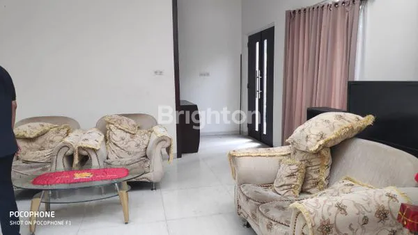 image RUMAH MEWAH DI SAN ANTONIO, PAKUWON CITY, SURABAYA (3)