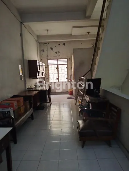 image RUKO SIAP HUNI 3½ LANTAI DI JL SIAK, MEDAN (2)