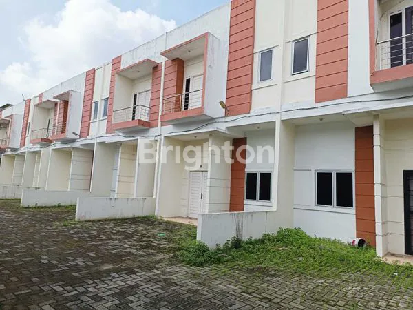 image RUMAH 2 LANTAI SIAP HUNI JALAN MENTENG PASAR MERAH (1)