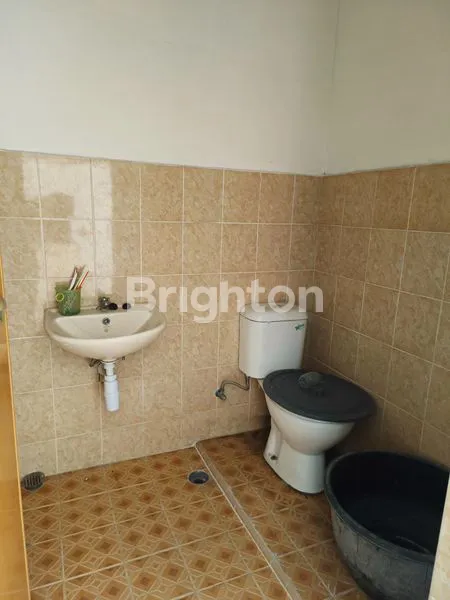 image RUMAH 2 LANTAI SIAP HUNI JALAN MENTENG PASAR MERAH (5)