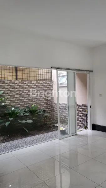 image RUMAH MEWAH  MERCY  MEDAN NEGO SAMPAI JADI (2)