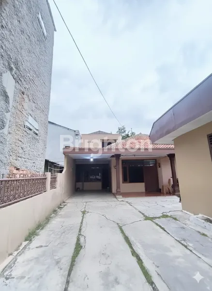 image HUNIAN STRATEGIS COCOK UNTUK USAHA BISNIS, LT. 350M2, DEPOK (1)