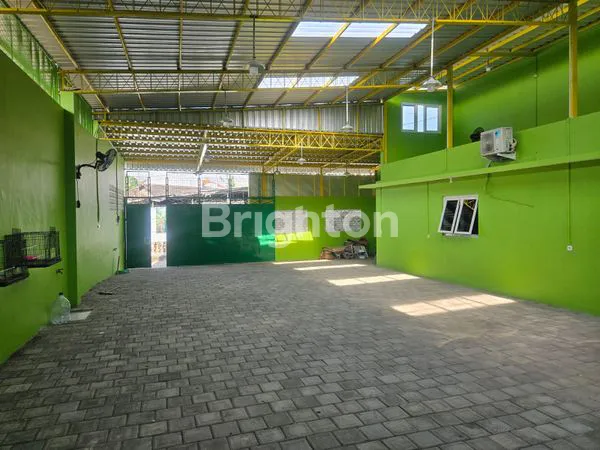 image GUDANG RAPI DI PEMUKIMAN DALAM KOTA SEMARANG (3)