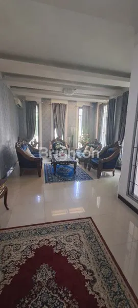 image RUMAH BESAR 5 KT FURNISHED, DEKAT MALL FANTASI (3)