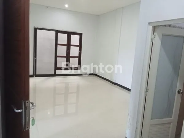 image DIKONTRAKKAN RUMAH MEWAH MINIMALIS DENPASAR BALI (4)