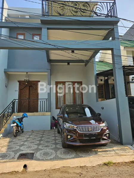 image RUMAH MODERN LOKASI PREMIUM DEKAT TOL SIMATUPANG DAN STASIUN KRL (1)