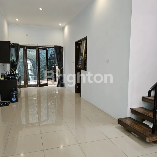 image RUMAH MODERN LOKASI PREMIUM DEKAT TOL SIMATUPANG DAN STASIUN KRL (2)