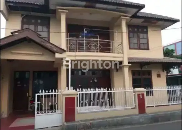 image RUMAH HOEK 2 LANTAI, 5 KT, LT 121M² DEKAT TOL (1)