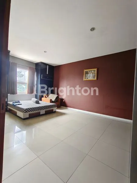 image RUKO 2 LANTAI LT 200 DI JL PAHLAWAN (3)