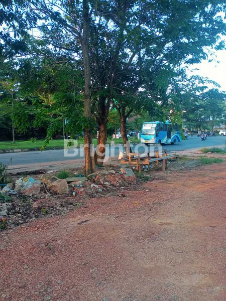 image RUKO BARU TIGA LANTAI DI BATAM CENTRE (5)