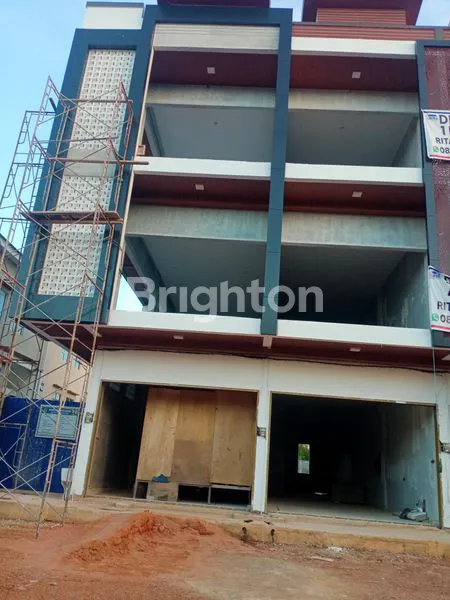 image RUKO BARU TIGA LANTAI DI BATAM CENTRE (1)