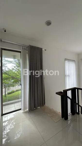 image RUMAH HOEK 15X15 BONUS TAMAN DI GOLF ISLAND PIK (7)